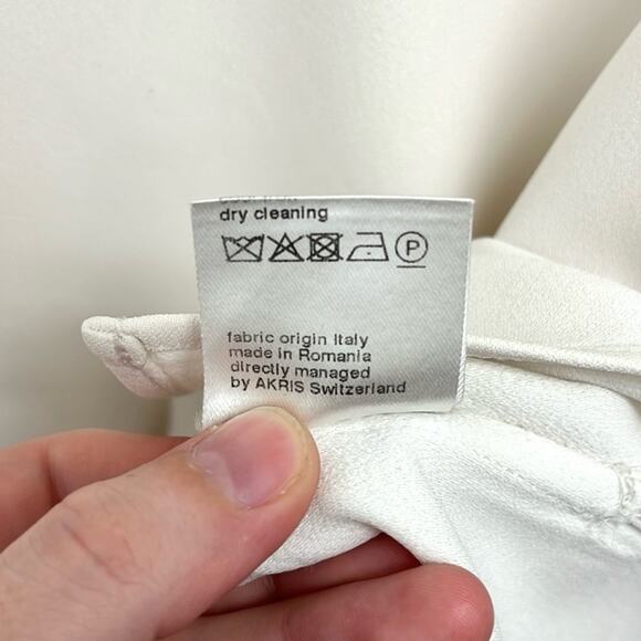 Akris Punto Luxury Minimalist Bell Sleeve Scoop Neck Tailored Career Top US8 - Picture 12 of 13